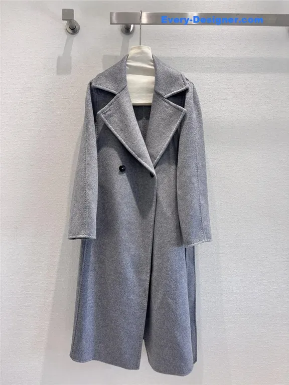 Hermès cashmere coat with large lapels